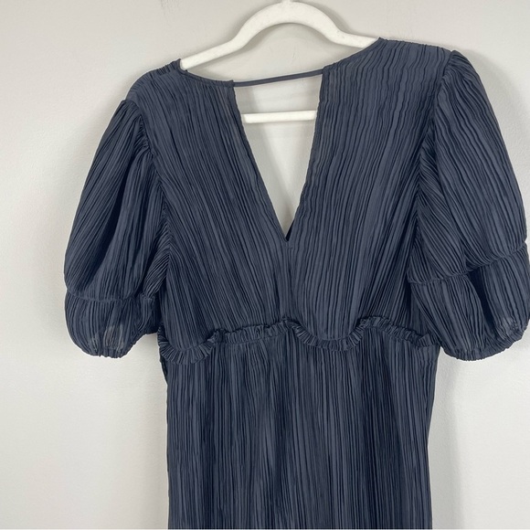 Anthropologie V-Neck Pleated Slim Midi Dress Womens XSP Black Open Back Cut Out - Picture 8 of 12